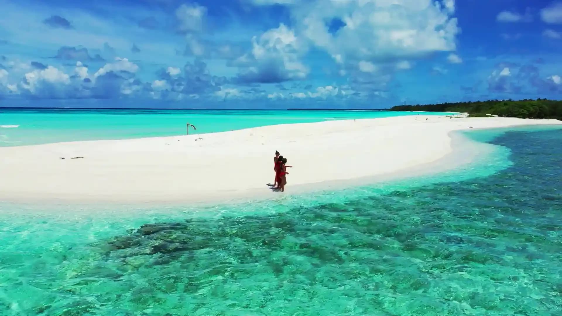 The White Sands of Maldives' Beaches: A Tropical Paradise