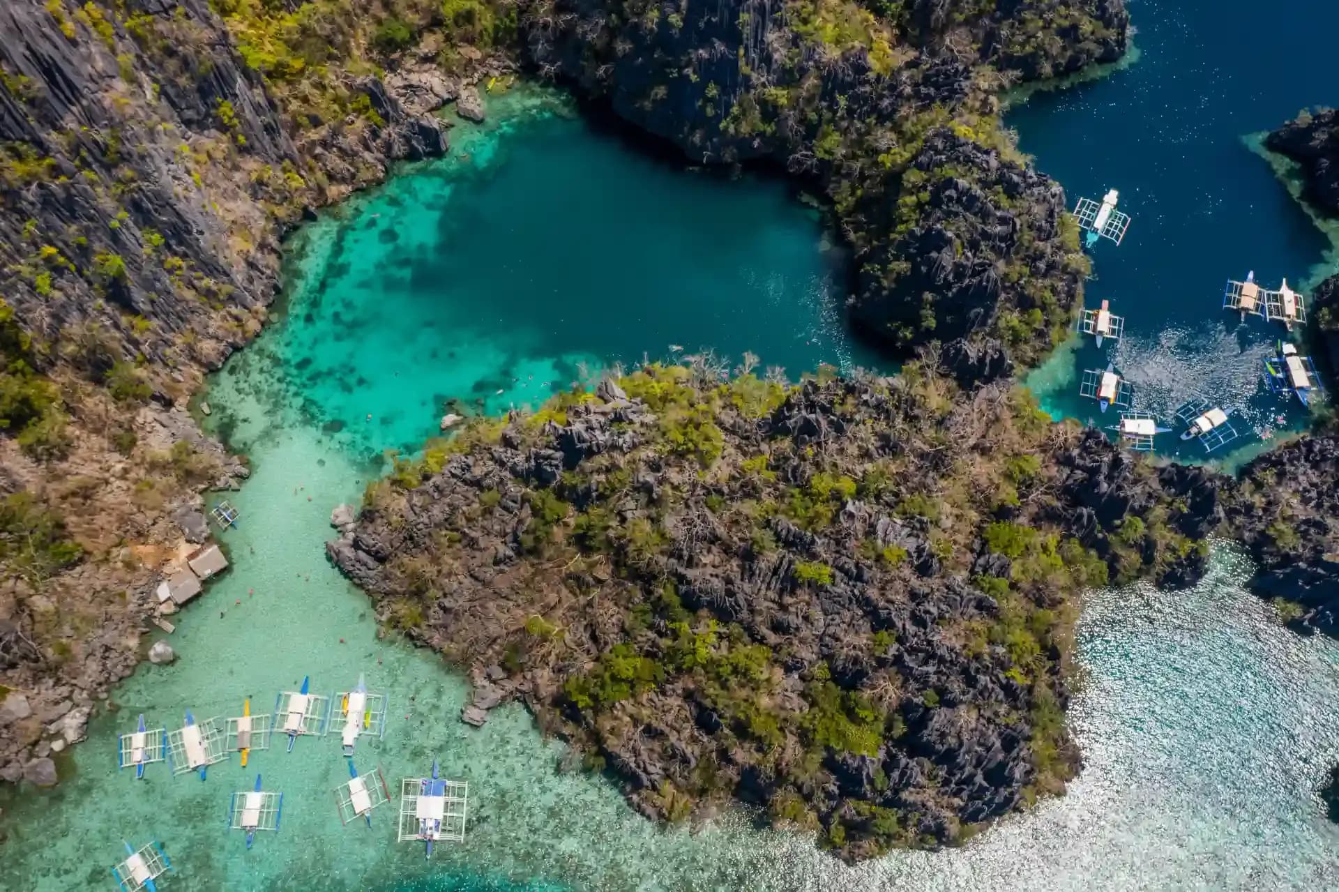 Exploring Shipwrecks and Reefs in Coron, Philippines: An Underwater Adventure