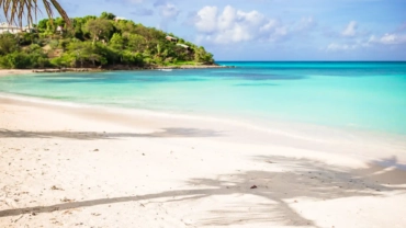 idyllic tropical beach in caribbean with white san 2023 11 27 05 32 12 utc